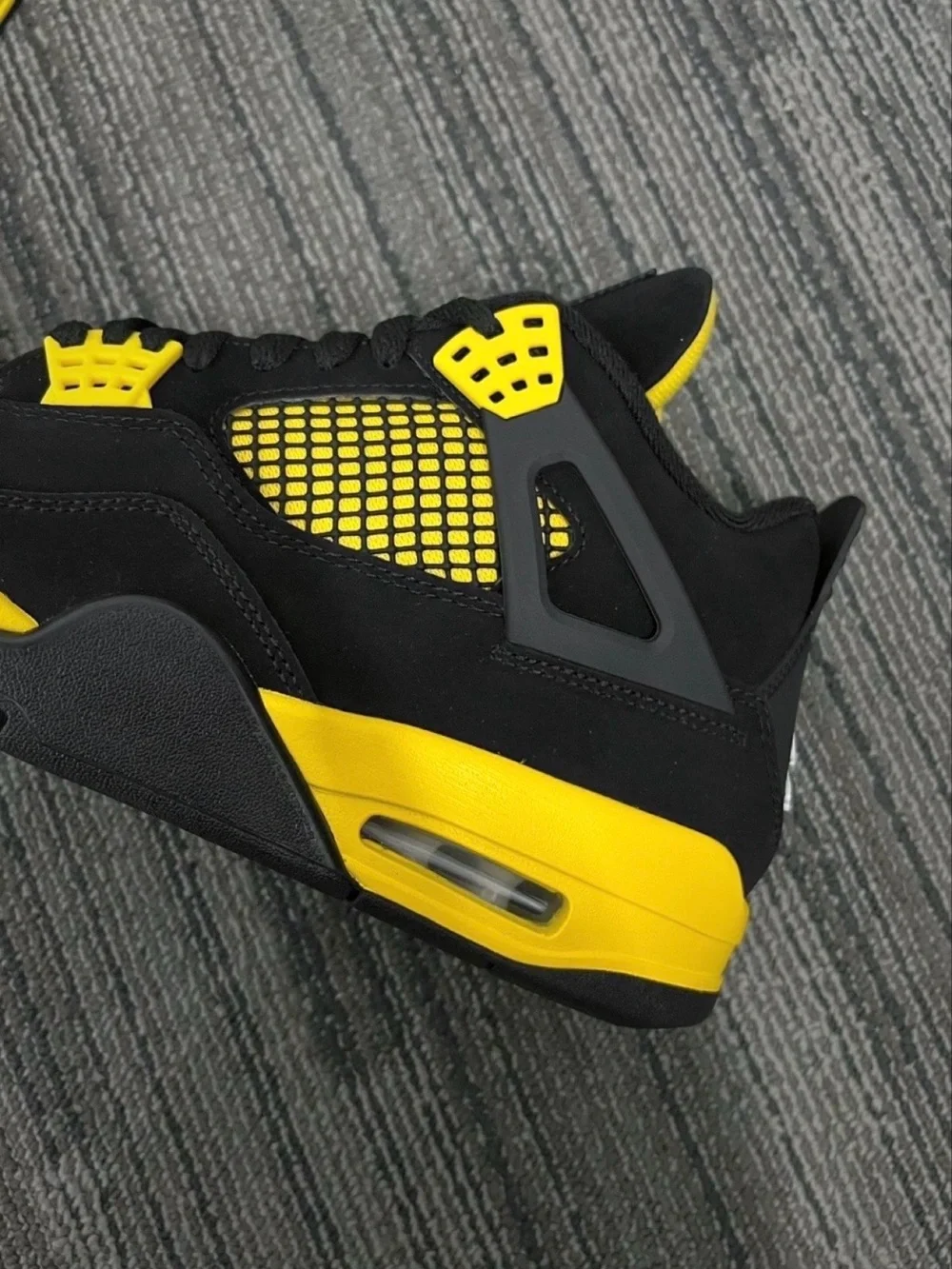 Jordan 4 Retro Yellow Thunder 2023 -Men's Athletic Shoes Classic Sneakers